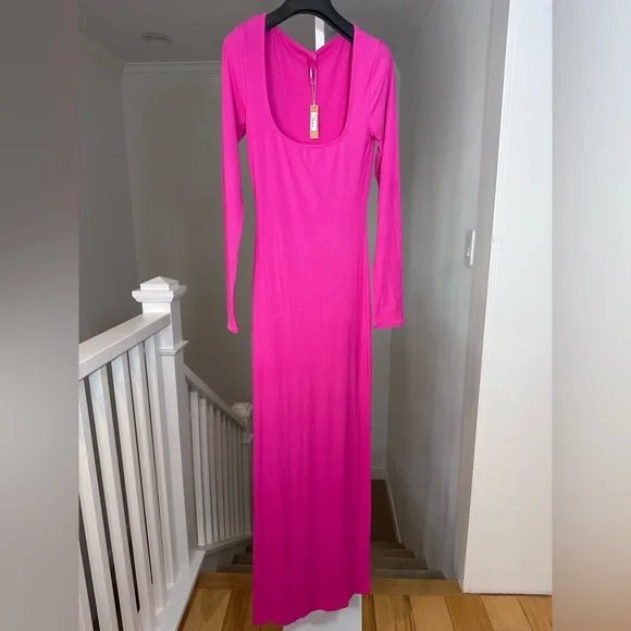 NWT Skims Soft Lounge Long Sleeve Maxi Dress in Hot Pink Size Medium - Picture 11 of 12